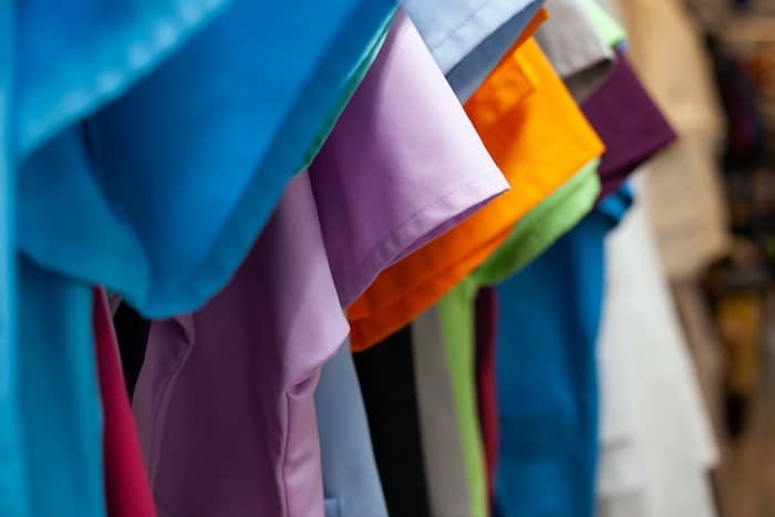 How To Stay Fashionable And Unique When Wearing Scrubs 1 AdobeStock 344038847