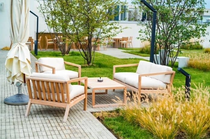 Tips for Designing an Inviting Outdoor Space