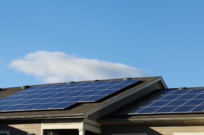 3 Reasons To Properly Maintain Solar Panels