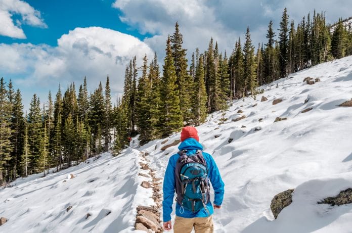 How To Dress for Warmth on the Winter Trail